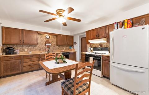 714 S Emerald Dr, Mchenry, IL 60051 photo 13