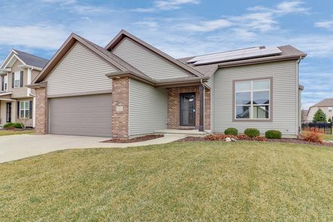 1031 Decoy Ct, Normal, IL 61761 photo 2