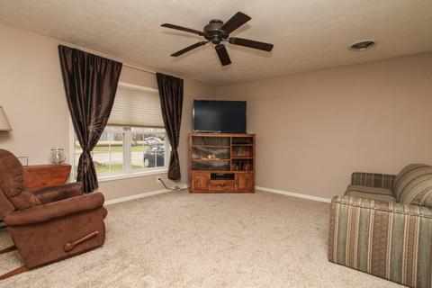 109 E 2nd St, Gridley, IL 61744 photo 14