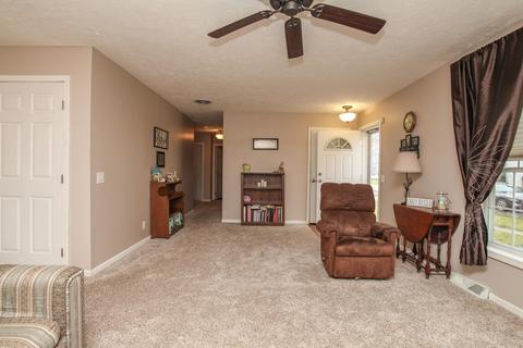 109 E 2nd St, Gridley, IL 61744 photo 15