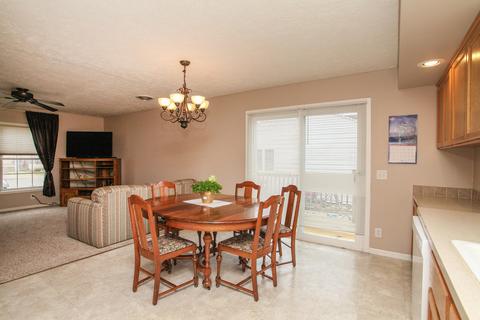 109 E 2nd St, Gridley, IL 61744 photo 3