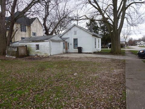 601 E Johnson St, Clinton, IL 61727 photo 16