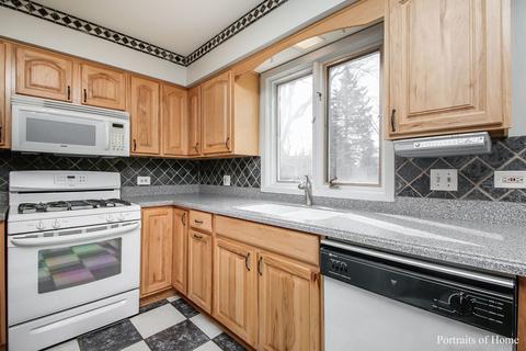 1713 Boulder Dr, Darien, IL 60561 photo 8