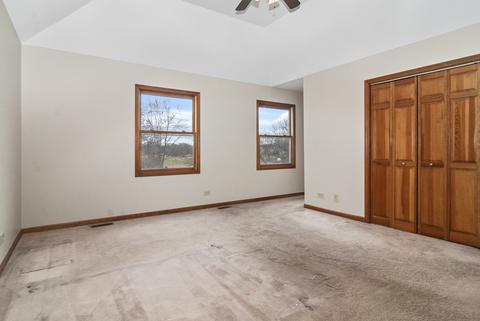 860 Francine Dr, Bartlett, IL 60103 photo 13
