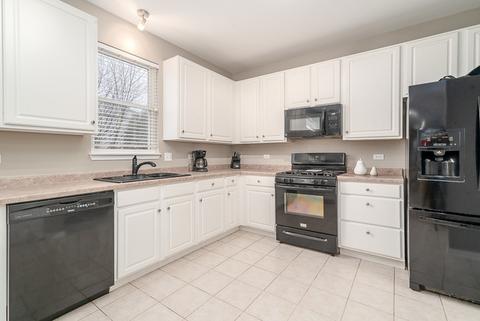 1815 Crestview Dr, Plainfield, IL 60586 photo 8