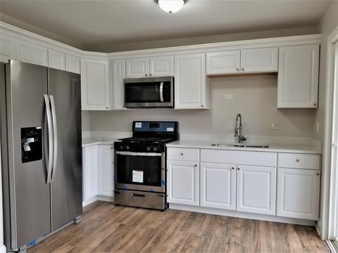 1123 Hunter Dr, Elgin, IL 60120 photo 17