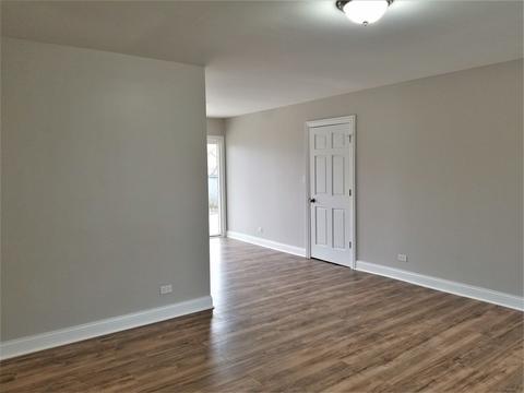 1123 Hunter Dr, Elgin, IL 60120 photo 7