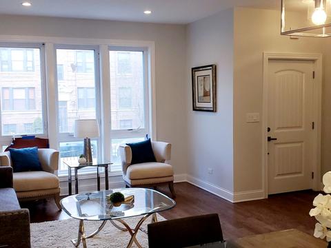 4223 S Champlain Ave, Chicago, IL 60653 photo 2