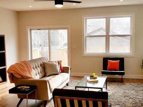 4223 S Champlain Ave, Chicago, IL 60653 photo 8