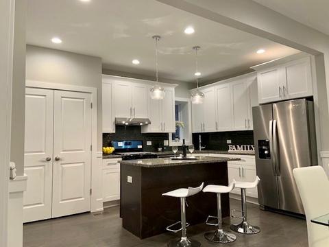857 E 64th Pl, Chicago, IL 60637 photo 6