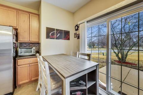 1900 E Ivy Cir, Lindenhurst, IL 60046 photo 11