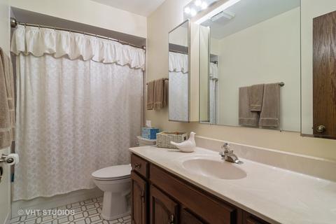 511 E Suffield Dr, Arlington Heights, IL 60004 photo 12