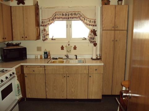 706 E Perimeter Rd, Rantoul, IL 61866 photo 3