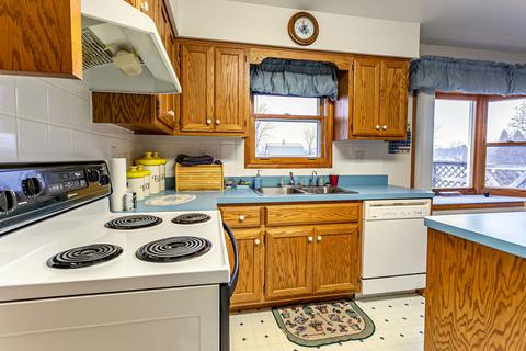 3305 School Dr, Morris, IL 60450 photo 9