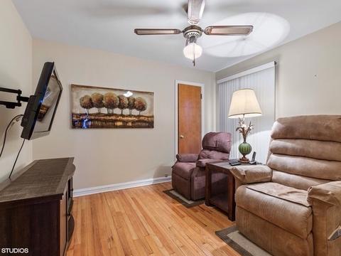 1652 Spruce Ave, Des Plaines, IL 60018 photo 7