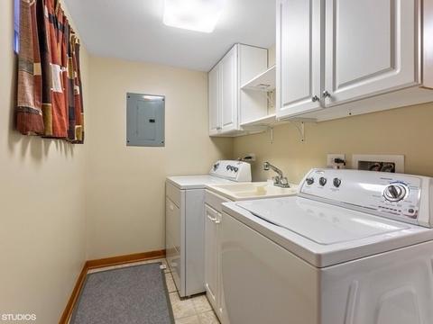 1652 Spruce Ave, Des Plaines, IL 60018 photo 11