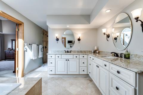 8762 Aintree Ln, Burr Ridge, IL 60527 photo 23