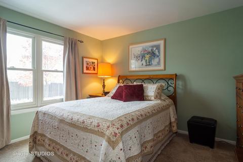 964 Ridgefield Ln, Wheeling, IL 60090 photo 8
