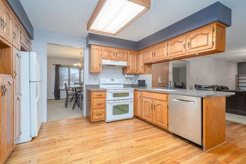 1808 Lisbon Rd, Morris, IL 60450 photo 4