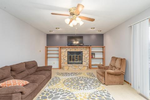 1808 Lisbon Rd, Morris, IL 60450 photo 8