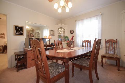 725 Laurel Ave, Des Plaines, IL 60016 photo 7