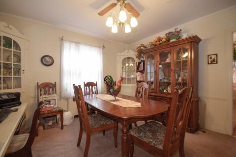 725 Laurel Ave, Des Plaines, IL 60016 photo 8
