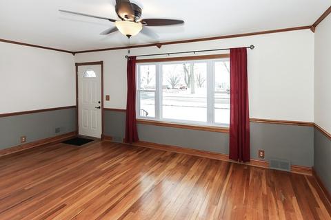 506 S Commonwealth Ave, Elgin, IL 60123 photo 4