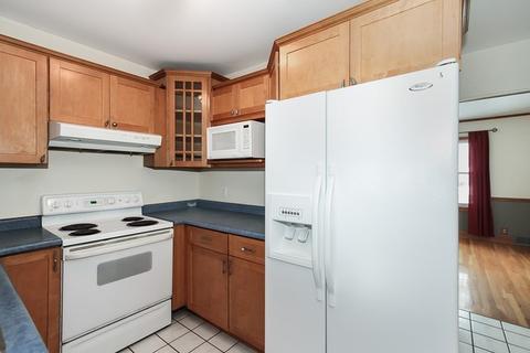 506 S Commonwealth Ave, Elgin, IL 60123 photo 6