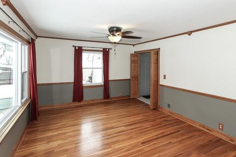 506 S Commonwealth Ave, Elgin, IL 60123 photo 5