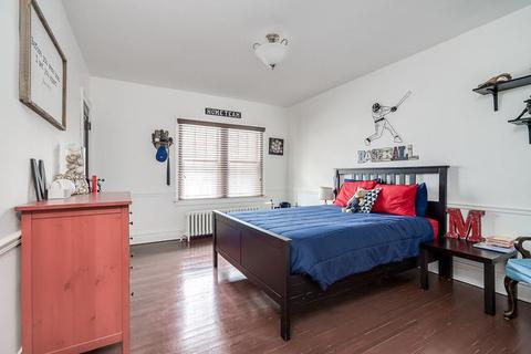 441 Oak Ave, Aurora, IL 60506 photo 24
