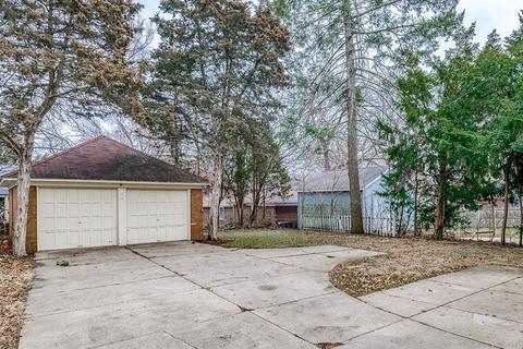 441 Oak Ave, Aurora, IL 60506 photo 32