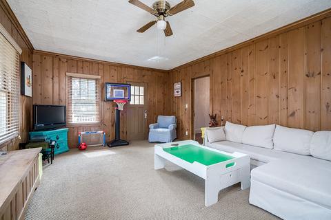 441 Oak Ave, Aurora, IL 60506 photo 26