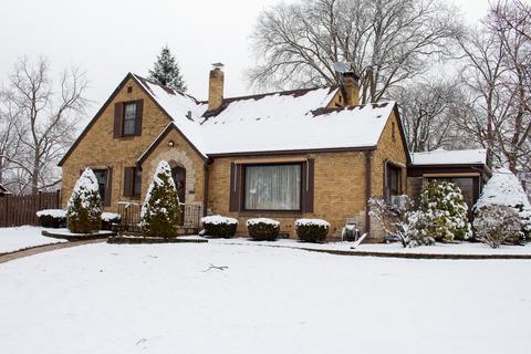 131 Mallery Ave, Elgin, IL 60123 photo 1