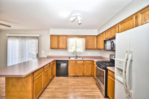 34862 Forest Ave, Ingleside, IL 60041 photo 11