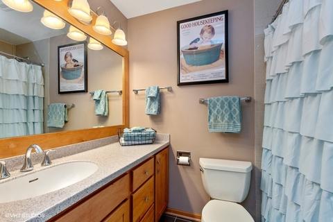82 Ivanhoe Ln, Cary, IL 60013 photo 20
