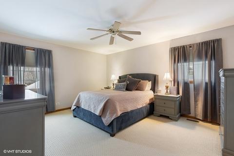 82 Ivanhoe Ln, Cary, IL 60013 photo 12