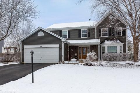 82 Ivanhoe Ln, Cary, IL 60013 photo 1