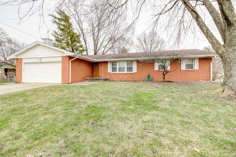1920 Robert Dr, Champaign, IL 61821 photo 1