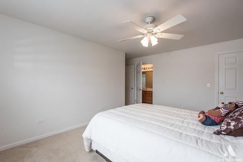 5211 Glenbrook Trl, Mchenry, IL 60050 photo 16