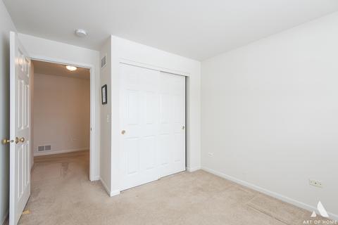 5211 Glenbrook Trl, Mchenry, IL 60050 photo 18