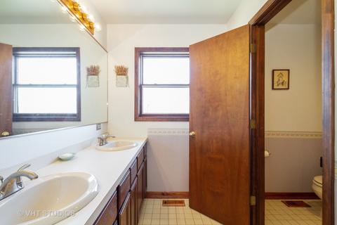 6514 Johnson Rd, Hebron, IL 60034 photo 17