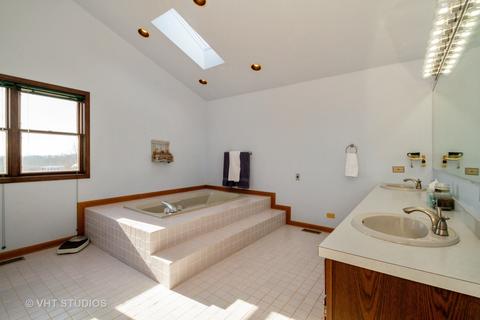 6514 Johnson Rd, Hebron, IL 60034 photo 14