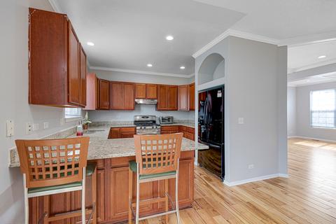 3136 Davey Ct, Aurora, IL 60503 photo 9