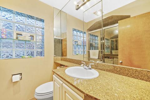3745 Maple Ave, Berwyn, IL 60402 photo 10