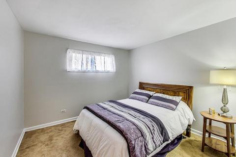 426 Aurora Way, Wheaton, IL 60187 photo 10