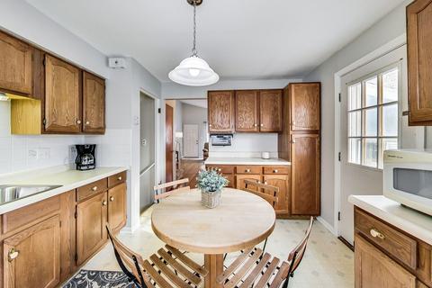426 Aurora Way, Wheaton, IL 60187 photo 3