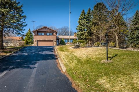 604 Crestview Dr, Ingleside, IL 60041 photo 3