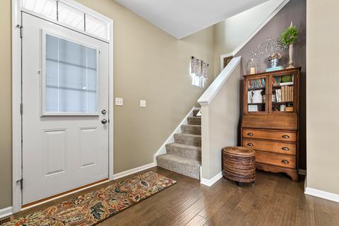 3604 Daisy Ln, Elgin, IL 60124 photo 3