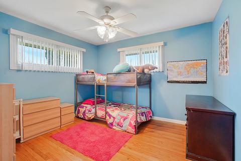 8021 S 78th Ave, Bridgeview, IL 60455 photo 13