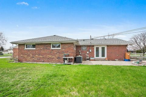 8021 S 78th Ave, Bridgeview, IL 60455 photo 19